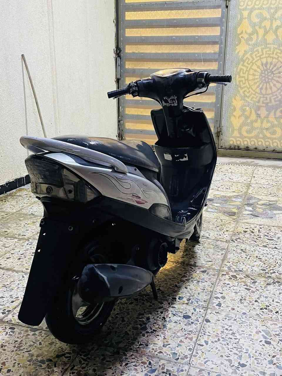 السلام عليكم دراجه ماكس للبيع السعر 600 وبيها مجال قليل
البصره الحيانية***********
