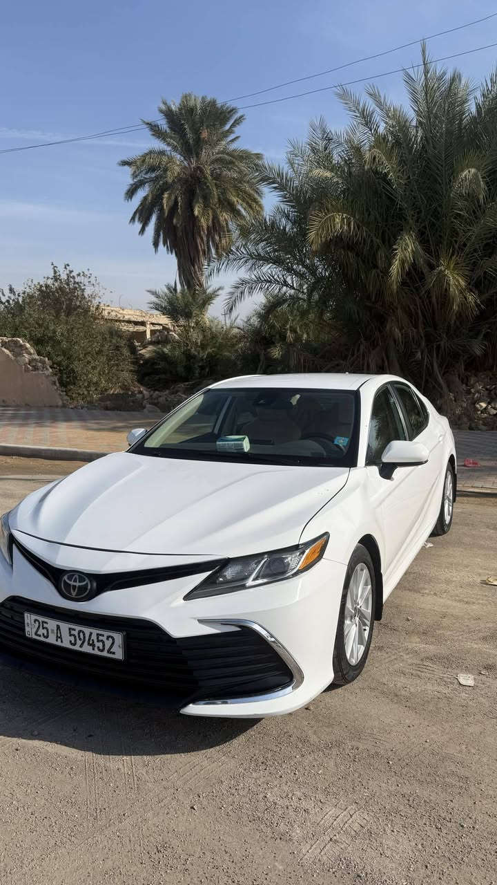 السلام عليكم بيع فقط
رجاً شراي أخليك على راسي / ماشالله تبارك الرحمان سياره احله من الصوره 
تيوتا كامري 
لون ابيض 
موديل 2023
مواصفاتLE معروفه
تحكمات ستيرن 
كشن كهرباىي
ويل كروم 
شاشه + كامرا 
 شرط التحويل 
ضرر قطعتين صبغ (بنيد+جاملغ السايق )
مكان السياره صلاح الدين بيجي  
السعر  195  وبيها مجال للطيبين 
للأستفسار***********
