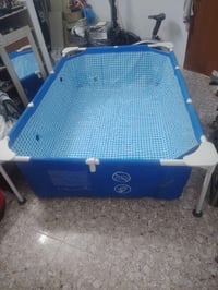 مسبح للبيع ابعاده 2'2*5'1للاستفسار الاتصال على الرقم ٠٧٧١٩٧٢٦٩٣١ وات س...