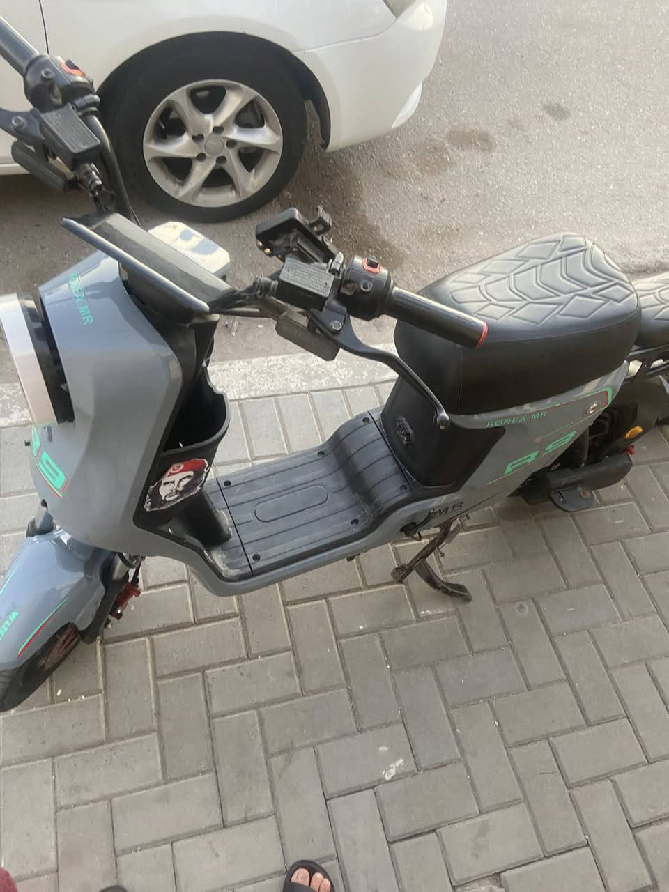 دراجة شحن 2025 مخذها 550 وريد بيعها ب425 وبيها مجال قليل لتصال ***********
