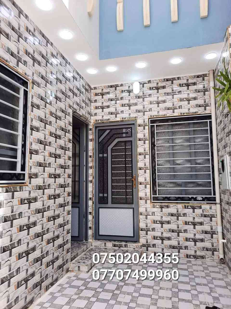 بيت للبيع مساحه ١٠٠م سندطابو الزهور 
     بناءحديث طابق ونص 
(((((المكاتبه مع الشرعي ))))))
غرفتين نوم وهولين ومطبخ واستقبال وصحيات للطابقين 
حي الانتصار شارع 60 مقابل المستوصف
السعر 88 مليون 
***********
 ***********
