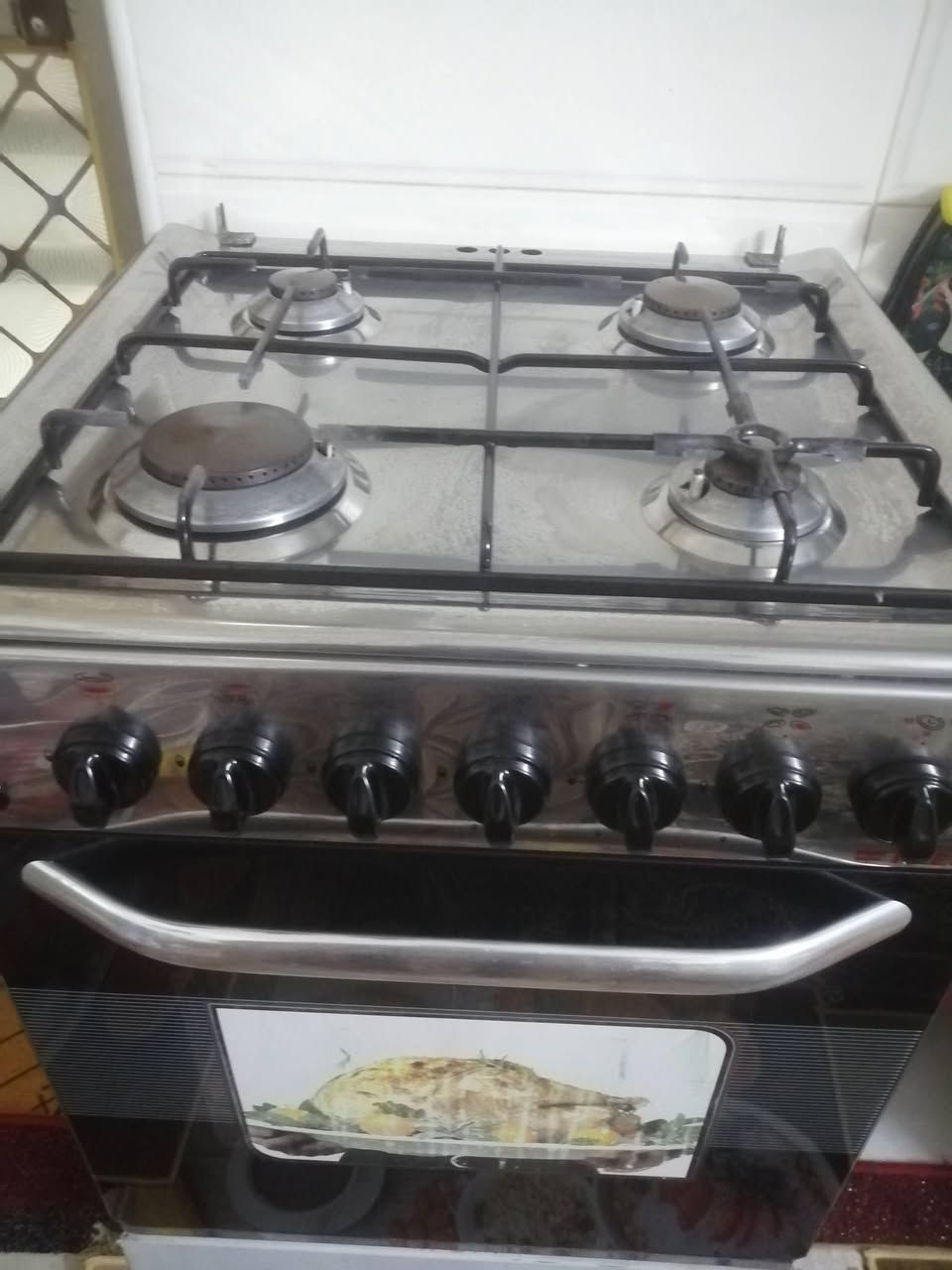 السلام عليكم أغراض للبيع الشرطة الخامسة الاستفسار على هذا رقم ***********
