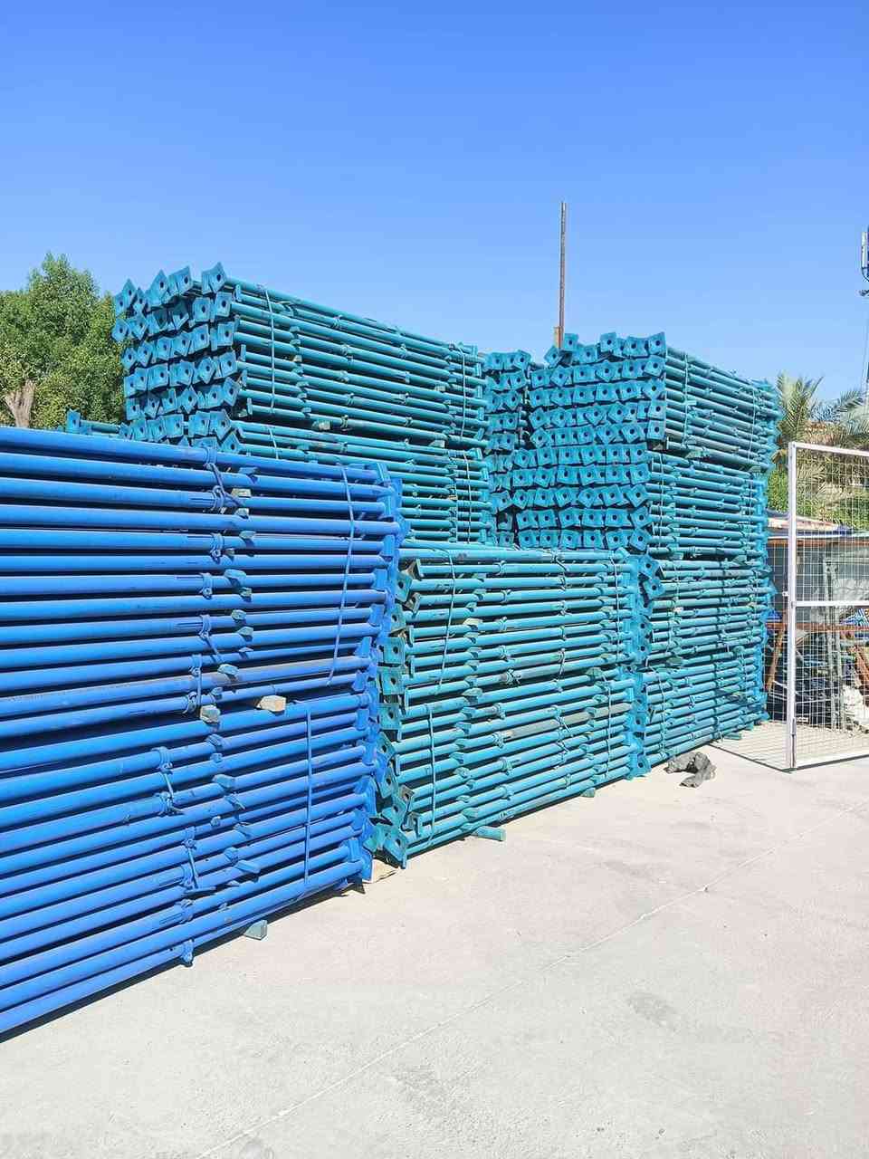 السلام عليكم متوفر تأجير الجكات والدنك وجميع قوالب الصب متوفر ***********
