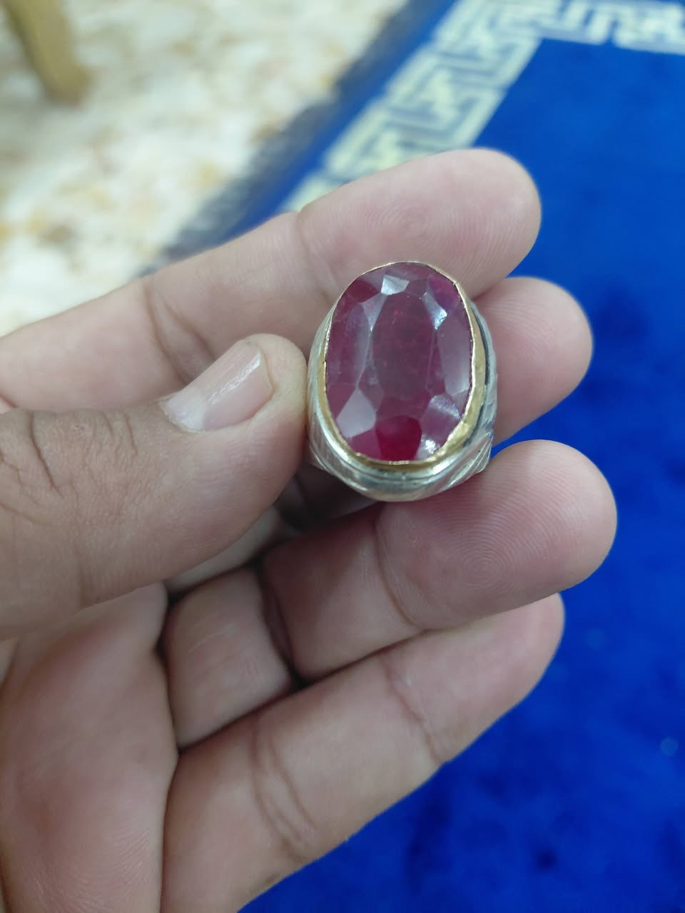 من رخصت الادمن محبس ياقوت باريسي داير ذهب قياس ٢٠ السعر ١٢٥ بغداد الحسينية


**إذا كنت صاحب هذا الإعلان وتريد حذفه لأي سبب، رجاءا أرسل رسالة إلى الدعم الفني**
