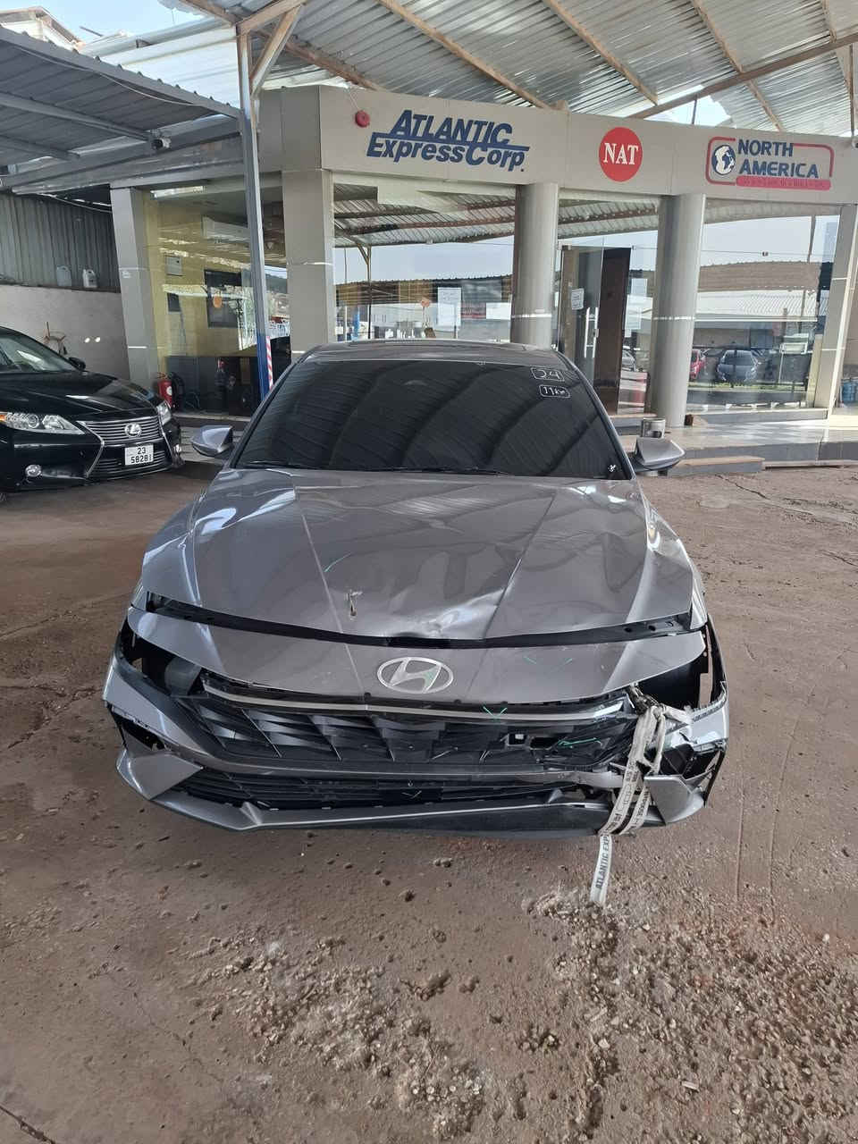 ٢٠٢٤ النترا SEL سلفر ،فتحة سقف
محرك ٢٠٠٠ دوش ٤ سلندر

اللون فيراني سلفر و سلفر من الداخل 

السيارة مواصفات فول، فتحة، شاشة متصلة، رادار تفاعلي، تحديد مسرب، اتوهولد ،هاندبريك كهربة. شاحن ويرلس،.......

قاطعة مسافة ١١٥٠٠ ميل أمريكي فقط

ضربة خفيفة ،صورة المزاد في الصور 

تباع السيارة على وضعها في المنطقة الحرة الزرقاء

للإستفسار عن السعر على الخاص او على الواتس

شركة شمال أمريكا لتجارة السيارت والشحن من امريكا

المنطقة الحرة الزرقاء
الأردن
19-شمال

بهاء صيام
962-79-020-7258 +


**إذا كنت صاحب هذا الإعلان وتريد حذفه لأي سبب، رجاءا أرسل رسالة إلى الدعم الفني**