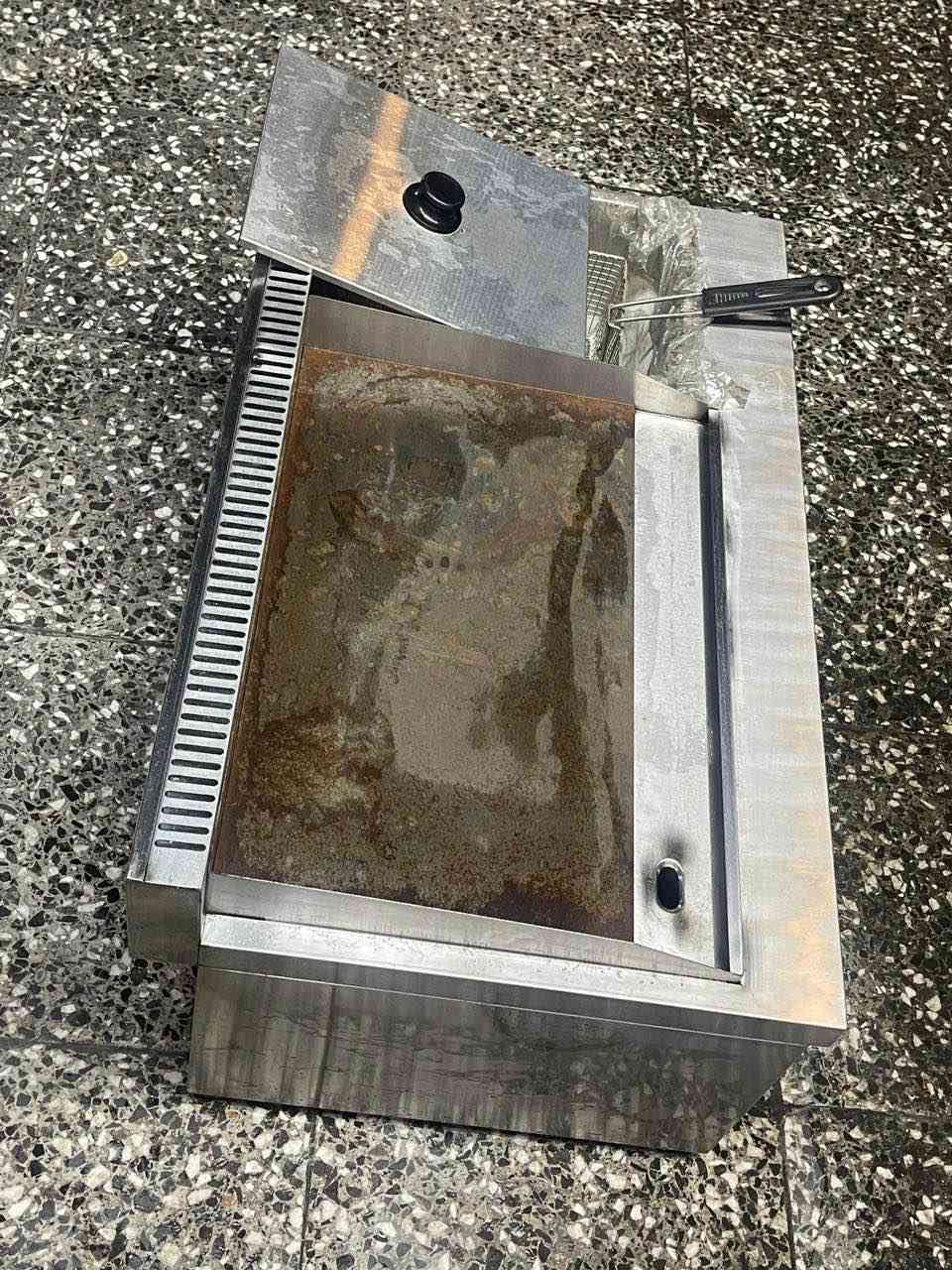 شواية همبركر و فنكر جديدة غير مستعملة و متروكه فقط جداحه منها وبيها مكاني بغداد الطوبجي بغداد, العراق


**إذا كنت صاحب هذا الإعلان وتريد حذفه لأي سبب، رجاءا أرسل رسالة إلى الدعم الفني**