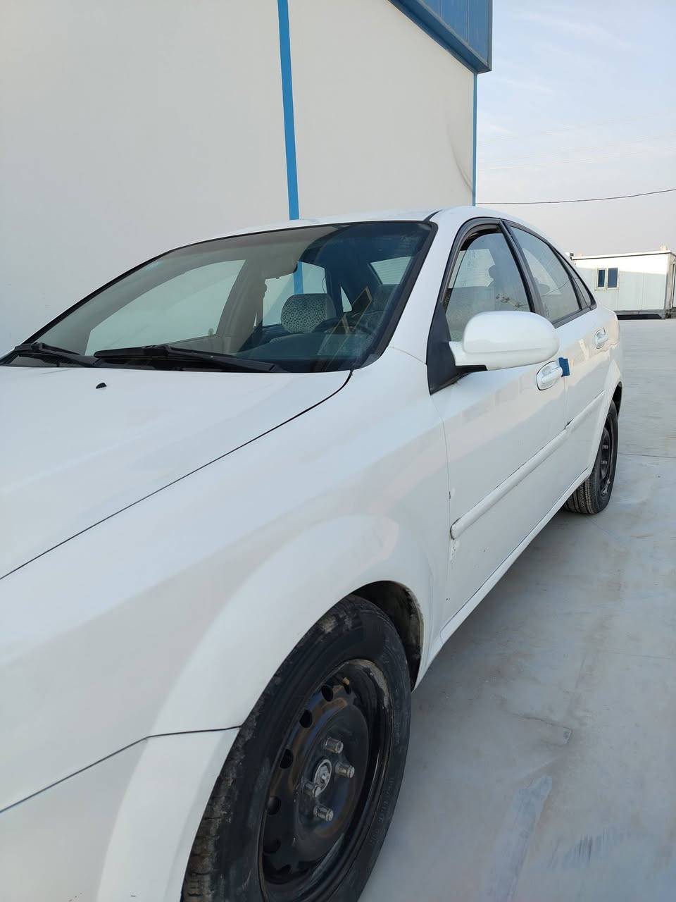 اوبترا موديل 2010 محرك كير تبريد مكفول  بيها بس بارد بلباب مال السايق السيارة كاملة من كلشي والسيارة بسمي... السعر. 73. وبيها مجال قليل.رقم  ***********
