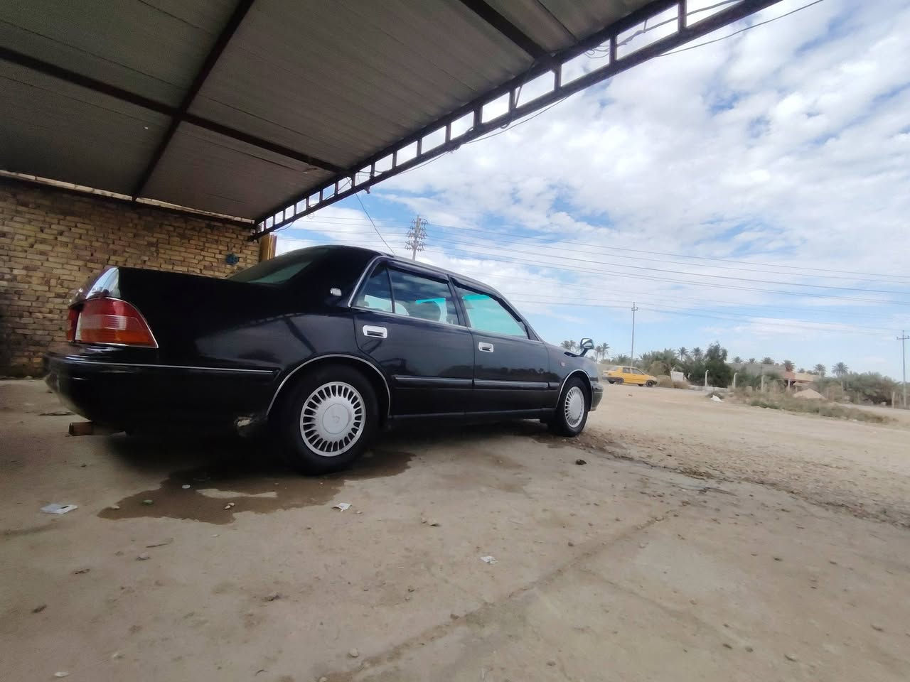 ألسلام عليكم سياره راس الثور تكم موديل 98 مكفوله كفاله عامه من الضربه والكص ونقل الجثه والصبغ اصوليه حسب الأصول مداور بأي وقت مكينه وكير واكسل كفاله تخم تاير تبريد ثلج كشن كهرباء شاشه كامره خلفيه سياره دگمتين مكينه 3000 فيشه وبطل أسود غرفتها بلاديه جديده سياره جاهزه وخير من الله السعر 105 وبيها مجال للأستفسار ***********
