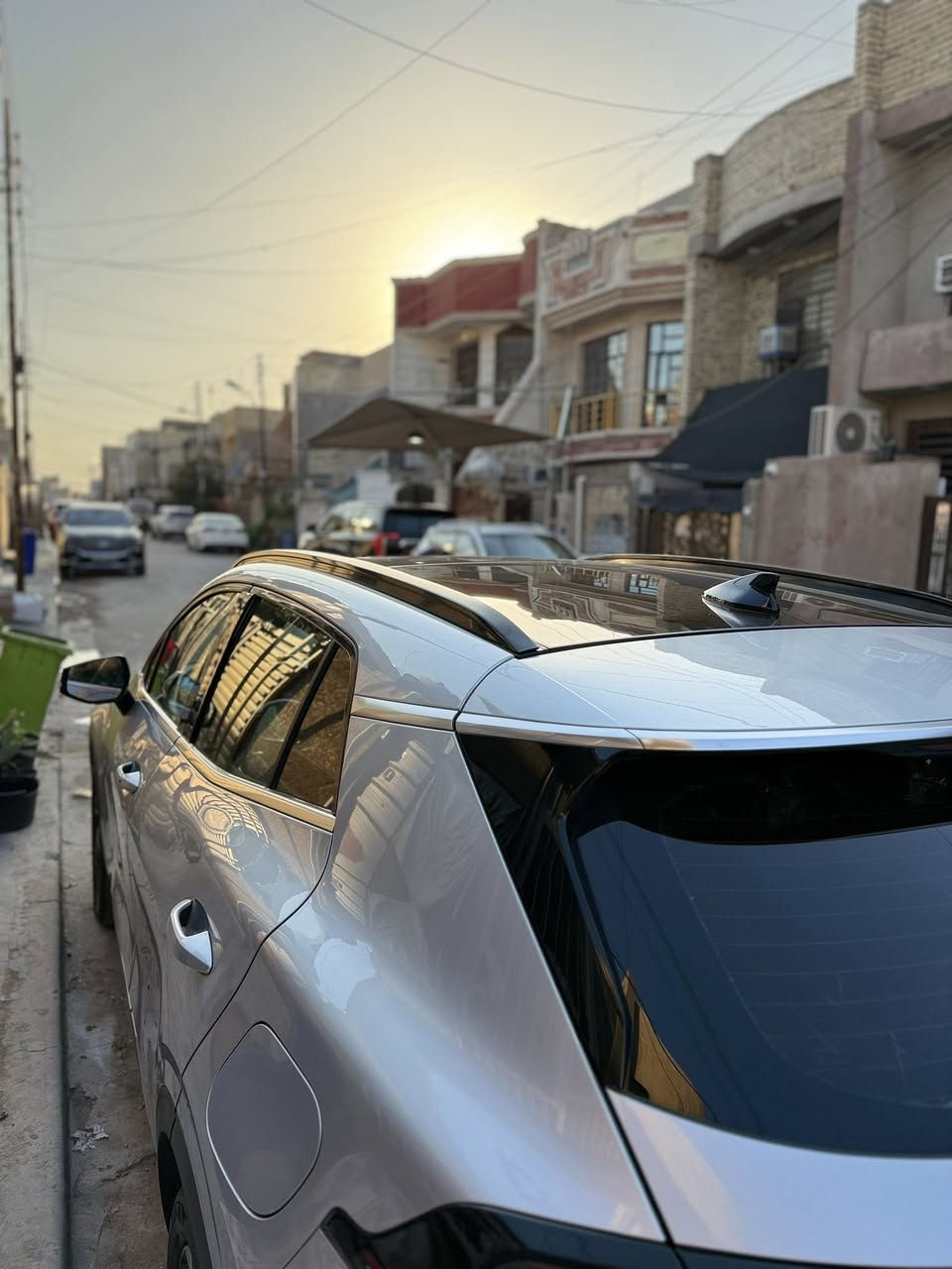 السلام عليكم 

سبورتج موديل 2023 لون سلفر السياره جديده اي نقص ما بيها خليجي فول موصفات للاخير بانورما تحكم ستيرن تدفئه وتبريد بالكشنات والستيرن رقم اربيل بأسمي تحويل ثاني يوم هزه جديده بيها شبر بارد باب السايق فقط الباقي مكفوله السياره ماشيه 30 الف السعر 220 وبيها مجال ***********
