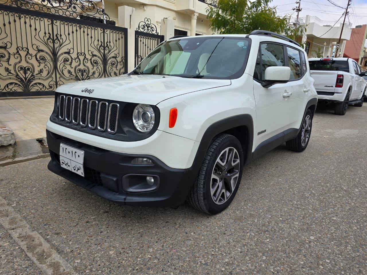 jeep renegade 2018
جيب رنكيد ٢٠١٨ وارد كندي كلين تايتل مواصفات  Latitude 
لون ابيض رقم مميز سليمانية ماشي قليل 
السعر ١٢٨ مكان السيارة كركوك
للتفاصيل اتصال على الرقم 
0771 119 9594
