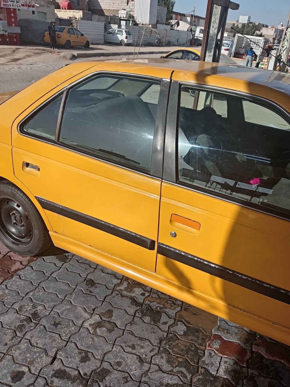 السلام عليكم
بيجو بارص للبيع موديل 2015 مصفره هيئه وغرامات سنويه لل2030  حداديه جديده كير محرك كفاله تدفئه تبريد  باتري تايرات جدد هزه جديده. بأسمي السياره مكلف بل نشر اتصل ع رقم. *********** المكان دوانيه السعر 35 وبيها مجال قليل
