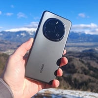 هونر ماجك 7 برو • اسود • شاحن 100واط