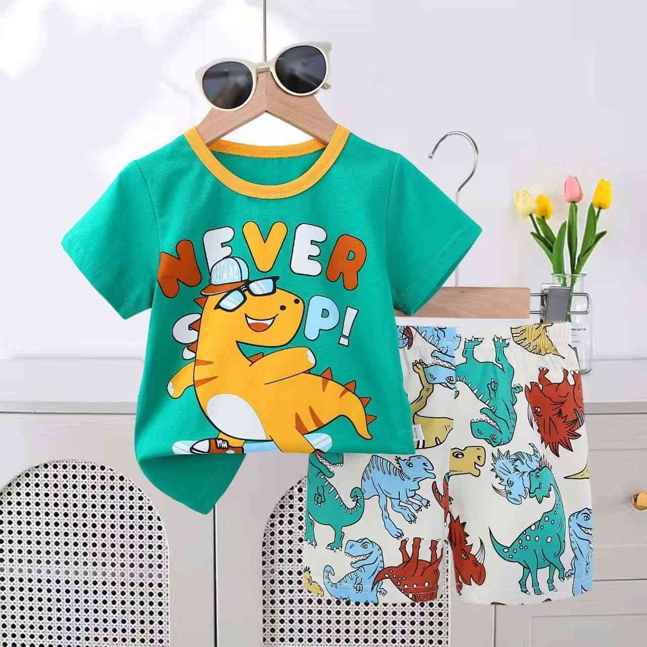 تراكات أطفال قماش قطني درجة أولى 
يلبس من عمر 6 أشهر إلى 11 سنة 
سعر التراك 6 الاف 
2 تراكات 10 الاف 
يتوفر توصيل لكل محافظات العراق


**إذا كنت صاحب هذا الإعلان وتريد حذفه لأي سبب، رجاءا أرسل رسالة إلى الدعم الفني**