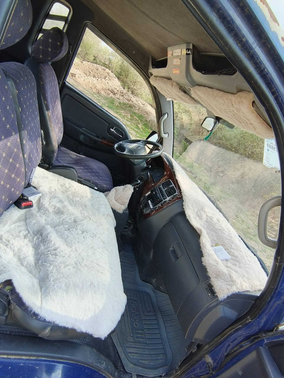 محرك محور ام عيون رقم كركوك مشروع وطني شرط التحويل سياره كامله قفل ٧٥ مكان كركوك فقط صبغ جارد للتصال ***********/***********
