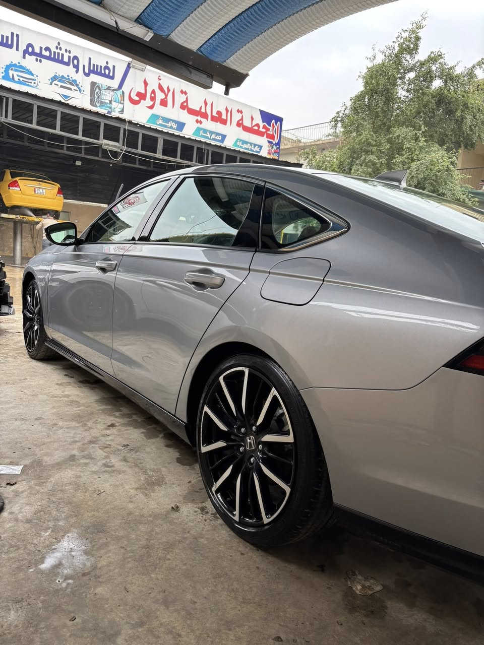 هوندا اكورد هايبرد تورنك ٢٠٢٣
بدون صبغ 
بدون تبديل 
بارد بالجملغ و bdr بالباب مال سايق
السعر 212$
مكان السياره ديالى بعقوبه
صور الحادث بالمنشور  

***********
