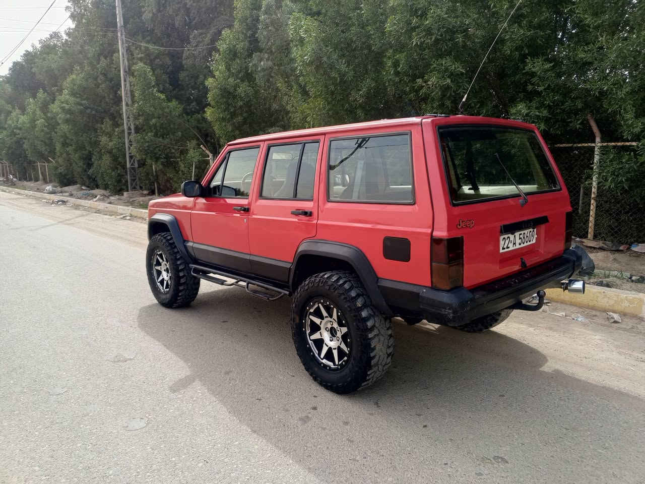 جيب شخاطه  موديل 94 رقم اربيل دولي تحويل مباشر محرك وكير بلاد فور ويل كير عادي سياره جاهزه من كلشي احله من صوره للبيع السعر 52 وبيها مجال للطيبين رقم الهاتف *********** مكان السياره ناصريه قضاء الدوايه
