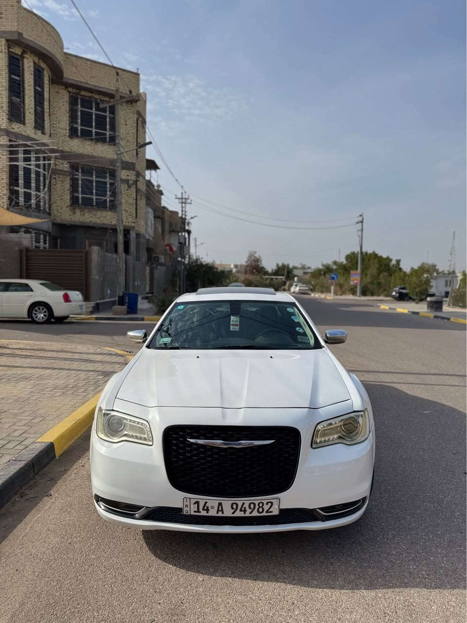 اوباما 2016 فول للخير C سياره مكينه 6 سلندر  جاهزه رقم بصره انكليزي راعيها بابو لخصيب يمي بيها قطعتين صبغ السعر 210 بيها مجال للتصال *********** البصرة, العراق
