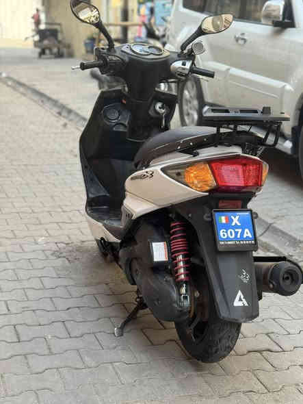 للبيع دراجه سكنس فحل نوزل خطين دراجه جديده مال رمبه مكفوله كفاله عامه شلعه معدل خير من الله دراجه مال بيت الله شاهد مكينه مكفوله كفرات اصليه ماشيه 24 مكان بغداد الكرخ السعر 750 والاستفسار ***********
