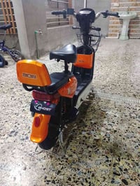 دراجه شحن جديده كلش 5 نمر السعر 250 مكاني بغداد للاتصال 07717755505 قا...