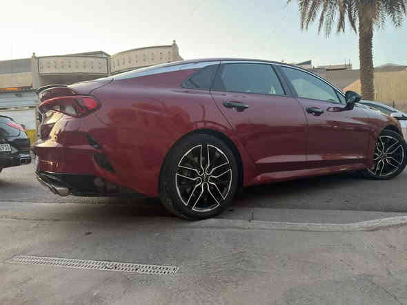 سلام عليكم K5 Gt 2023 2500cc وارد امريكا حادثهه فقط طخه بلصندوك و مصبوغ فقط جوه البك لايت يعني مبيهه قطرة صبغ حتى لدعاميات فقط الصندوك الي جوه البك لايت على ايدي حتى اني رقمتهه بدون ايرباك فول السياره ماشيه km
47,000 بصمه بنوراما داخل جلد رادارات تشغيل عن بعد السياره جديده جديده كلش مكانهه حي القادسيه بعد السته العصر او الكراده خارج قبل ال6 سعر 21,800$ وبيهه
للاتصال ***********
