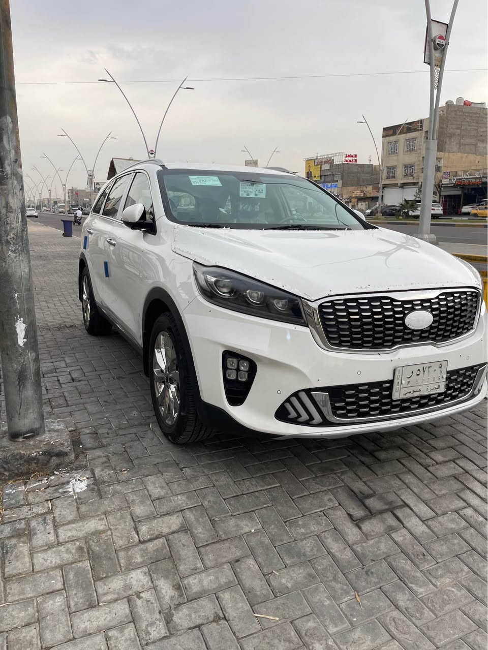 سلام عليكم كية سورنتو 2019 ماشية خمسة وسبعين السيارة نص فول  بيها الباب الورة السدر بارد على كد شبر السيارة جاهزة ما ناقصها اي شي 
🔴السعر 240 وبيها مجال حك الجية 
مكاني بصرة القبلة 
وباقي التفاصيل *********** Singapore
