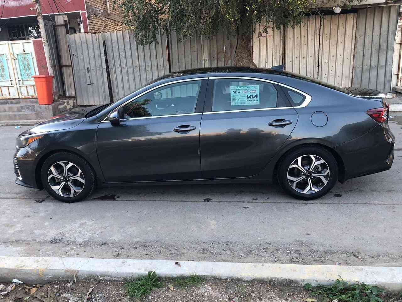 سلام عليكم كيا فورتي وراد امريكي موديل 19 مكينه 2000 دوش فول مواصفات فتحه كشن كهرباء حادثها باب وجاملغ فقط بدون دواخل سونار مرفق بالمنشور تدفئه كشنات  تبريد خير من الله صدر خلفي امامي وضع الشركه تخم تاير جديد رقم بغداد بسمي تحويل ثاني يوم السعر120 مكاني بغداد الحسينيه رقمي ***********
