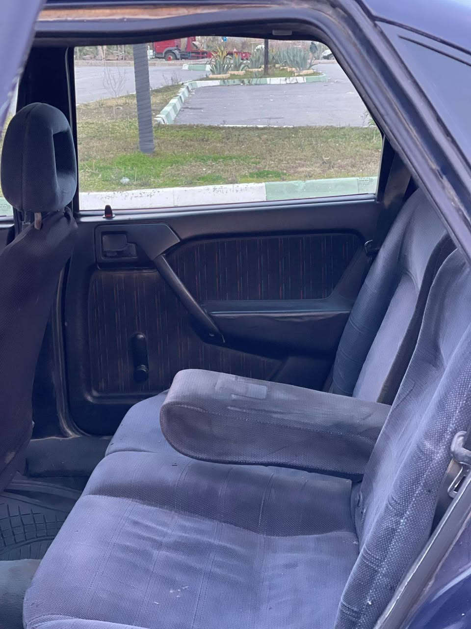 بەناوی خوای گەورەو میھرەبان
ئۆپل ڤیکترا مۆدێل ١٩٩٢ ماشااللە لە جوانی سایارەکە 
ماکینە ٢٠ماشااللە قوەتی سەیارەکە 
گەرمیو فڵچەو لایتوو 
موسو بڕاوە بەشەرت 
سەیارەکە ھەتا بڵێی جوانە ناو داخلی لۆکە 
گەرمی دەرەجەیەک گێڕو مەکینە بەشەرت 
سحریشی ١٩گەڵاو مەحامەلە 
***********
***********وەتسئاپ
