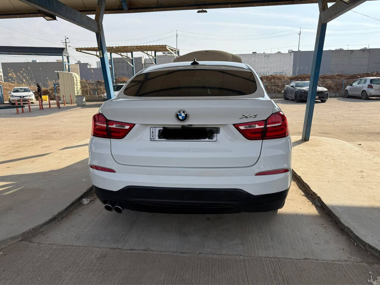 Bmw x4
موديل٢٠١٧
٤ سلندر توربو 
ام باكيج
اكس درايف
ماشي ١١٣ الف كيلو
کشنات کهربائی 
کشنات هیتر
ستیرن هیتر
بدون حادث فقط صبوغ رأس دعامی  
بدون دواخل ايرباك شرکة

سعر : ٢٢٥$
*********** أربيل, العراق
