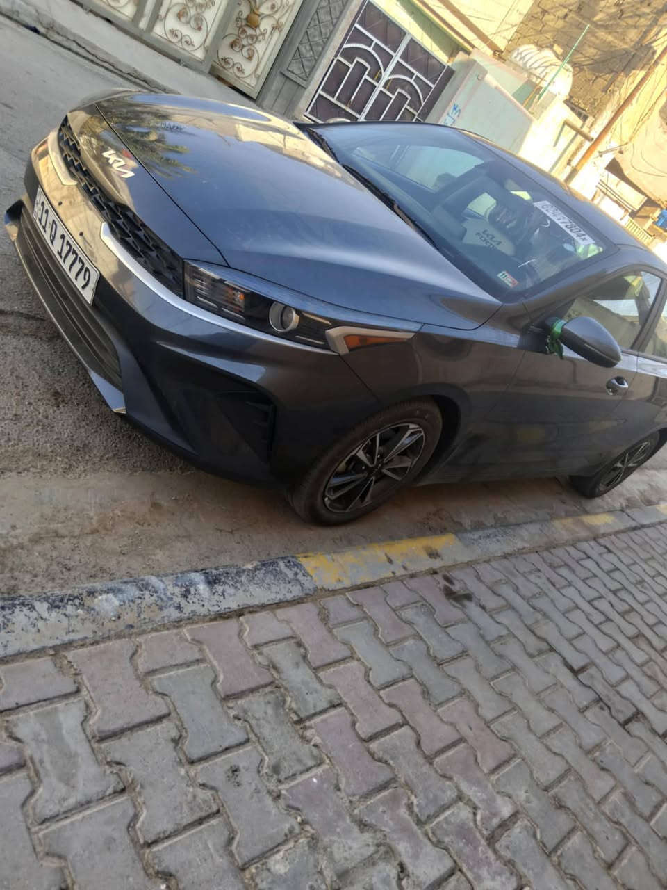 سلام عليكم فورتي موديل23سيارة بسمي مكفولة عداحادثها ماشيه 61الف***********
