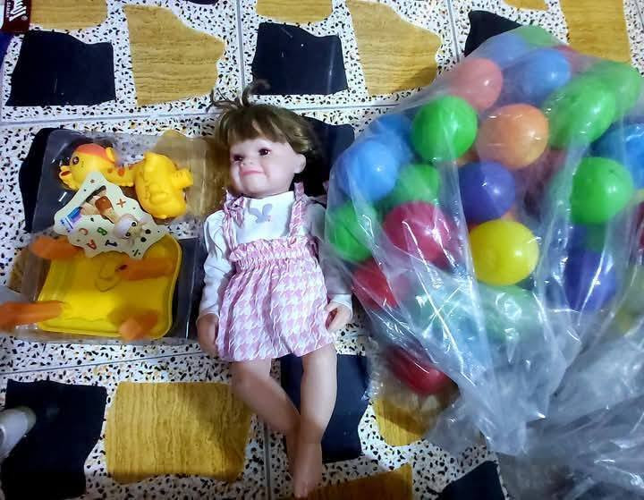 عربانه جيكو بس ضرر بلاستك لون متغير ب٧٥ الف
كركوت ب٣٠ الف .كرسي ب٢٠ الف 
عربانة برتقالي ب١٥ الف 
اخذيه اطفال حذاء بالفين


**إذا كنت صاحب هذا الإعلان وتريد حذفه لأي سبب، رجاءا أرسل رسالة إلى الدعم الفني**