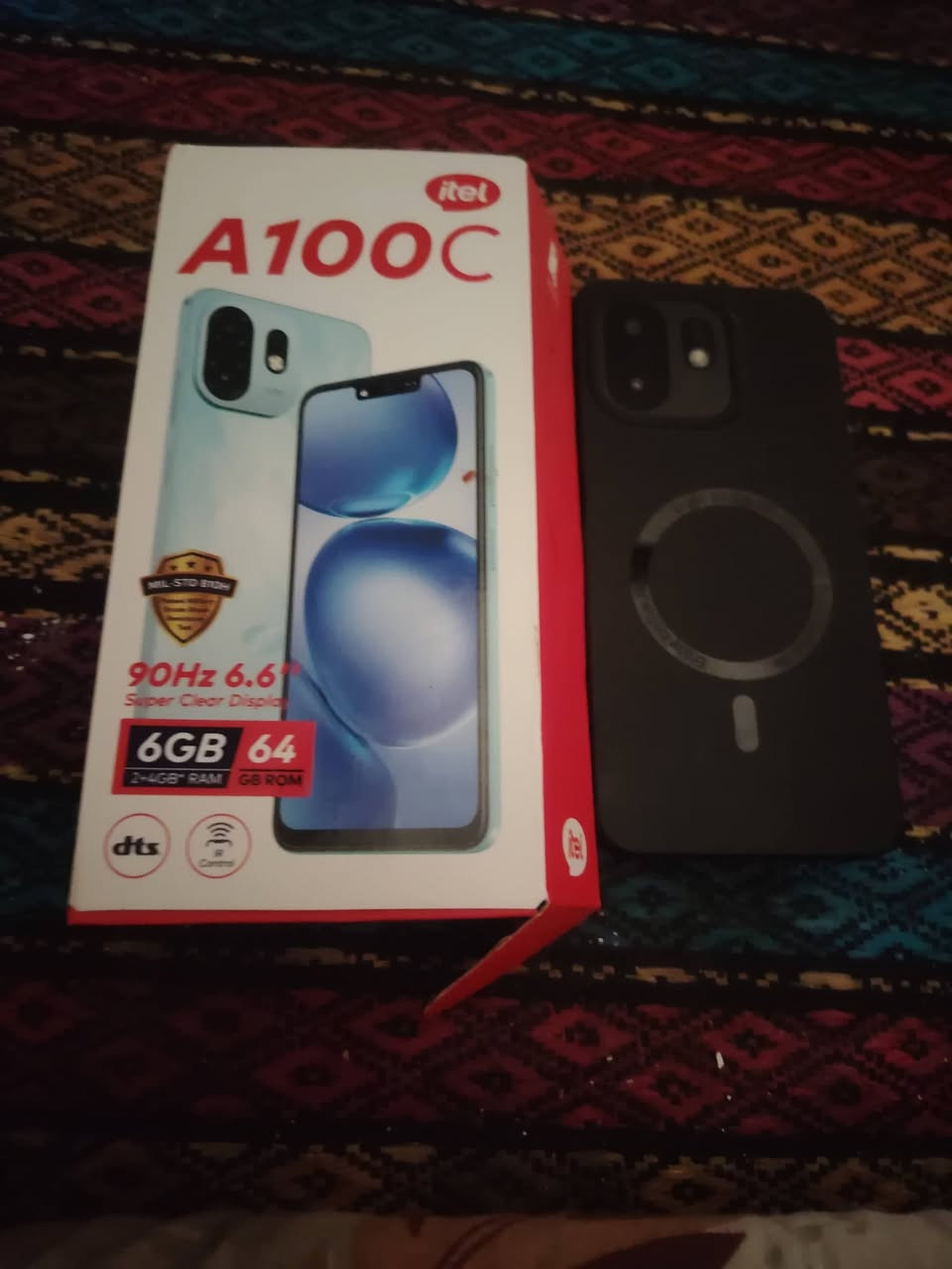 سلام عليكم موبايل للبيع itel A100C.
السعر 100 وبي مجال بسيط للعلم بعده بالكرتونه ما مفتوح الله شاهد كل اغراضه ةيا

الشاشة: بحجم 6.6 بوصة بمعدل تحديث 90Hz (سوبر كلير)

الذاكرة العشوائية (RAM): تبلغ 6 جيجابايت (مقسمة كـ 2 جيجابايت رام أساسية + 4 جيجابايت رام افتراضية ممتدة).
ذاكرة التخزين (ROM): بسعة 64 جيجابايت.

المتانة: حاصل على معيار المتانة العسكري (MIL-STD-810H) لمقاومة الصدمات. 

Itel
 +1


**إذا كنت صاحب هذا الإعلان وتريد حذفه لأي سبب، رجاءا أرسل رسالة إلى الدعم الفني**