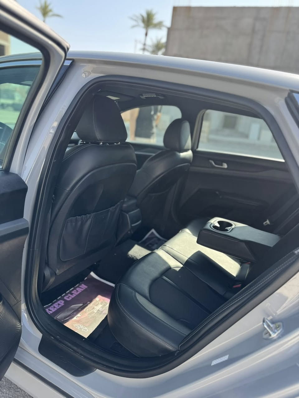 جيتي لاين K5 2022
فول عدا البانورما ماشية  35000 الف كيلو سنوية باسمي
حادث خلفي بدون ايرباك رقم بغداد بدون رصعات بدون خدوش ويوجد سونار من المندلاوي بصمتين كتلوكات الشركة محرك 1600 تيربو رادارات تحديد مسار قيادة ذاتيه صندوق ذكي معروفه مواصفات الجيتي لاين سعر 19300 $      رحمه الاهلك تعجبك سيارة اتصل ماتابع تعليقات السعر غالي واكو ارخص روح اشتري الارخص ونورنه بصلاة على النبي
***********
