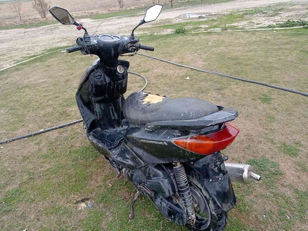 للبيع ماطور يابني نثيه اسعر 350 ***********
