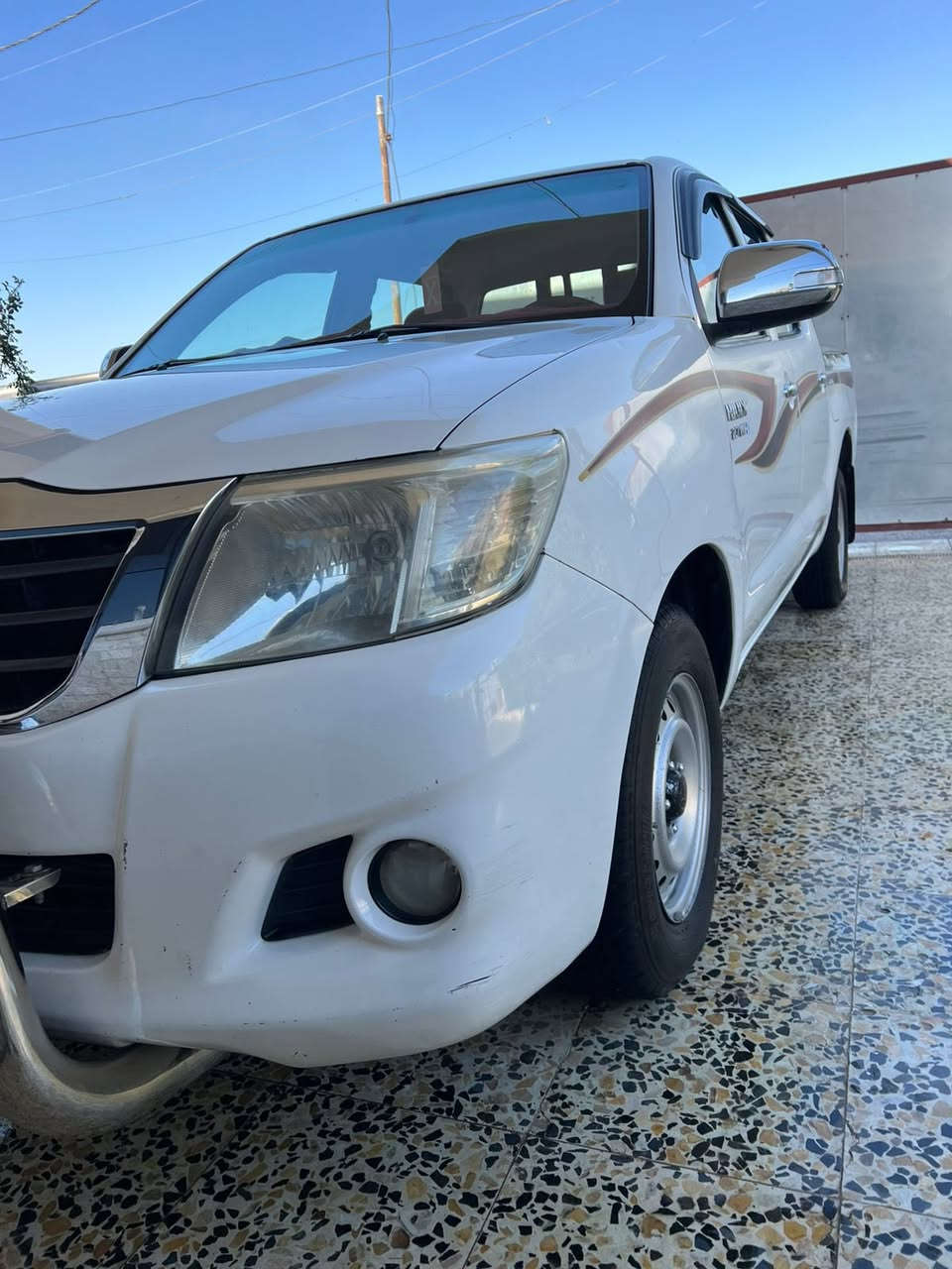 السلام عليكم
بيكم تويوتا 2014  ساز 
رقم سليمانيه شاصي 12 
كير عادي محرك مامفتوح 
مكفوله من الضبغ والتبديل 
بيه. بارد قليل 
العنوان بغداد ابوغريب 
السعر 185$ وبيه مجال 
 ***********
