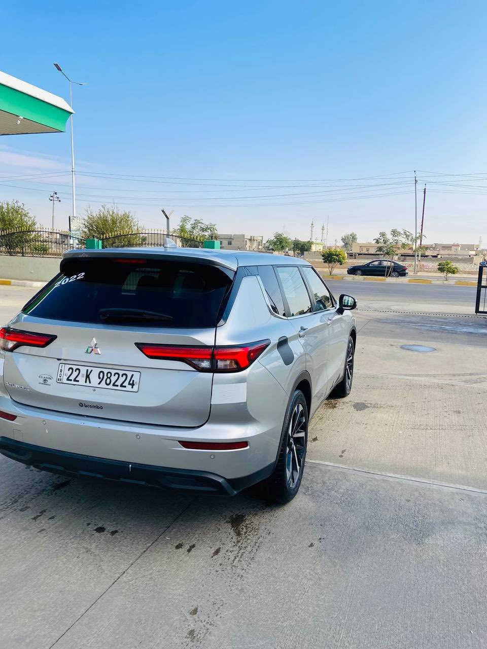 سلام عليكم سياره البيع مستبوشي اوتلندر ضررهه موضح ب الصور كير ومحررك ب الشرط عليهه غرامه 400 وطالب عليهه 185 وبيهه مجال عنوان السياره كركوك رقم الهاتف *********** واتساب
