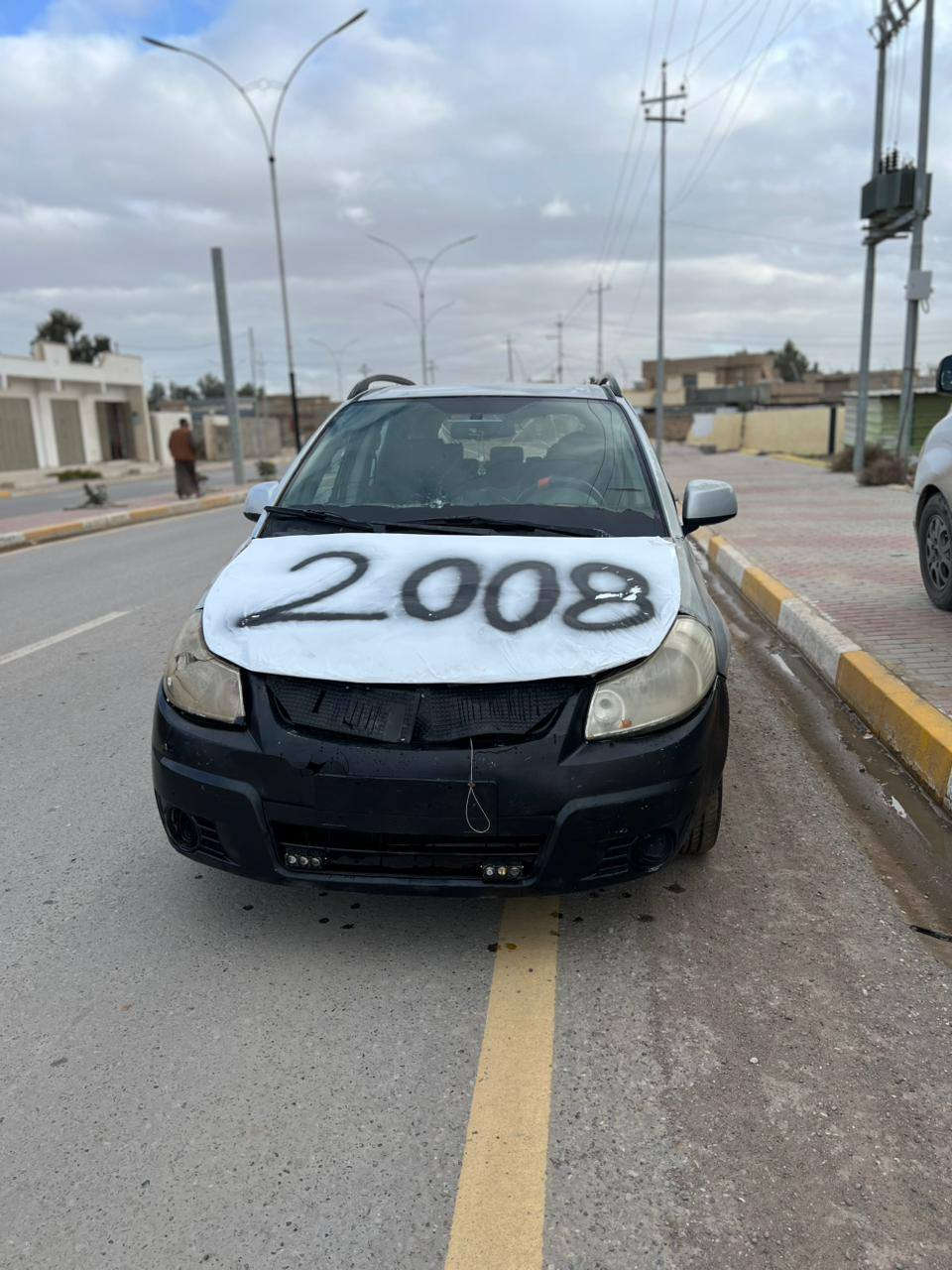 *********** السلام عليكم مكلف بل النشر خابر صاحبهة ساسوكي حبل ما مسجل كير ومحرك كورلاة ٩٣ كير اتو سيارة جاهزة فقط الصدر المامي تعبان تفءة نار كهربيات كلهة شغالة جام كهربائي شغال مراوس حسب القناعة السعر ٨ أوراق مكان السيارة العلم قريت الربيضة
