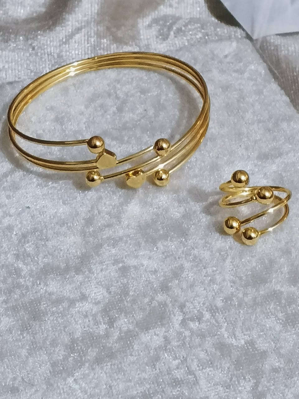 🌹تميزي مع اكسسوارات كولدي عالي
للذهب البرازيلي✨
طلاء ثابت  %💯 ضمان حقيقي سنتين 💫‎


**إذا كنت صاحب هذا الإعلان وتريد حذفه لأي سبب، رجاءا أرسل رسالة إلى الدعم الفني**