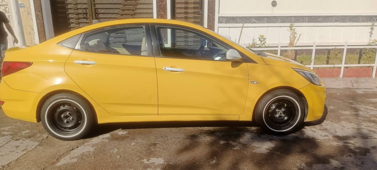 سلام عليكم سياره للبيع اكسنت خليجي موديل 12 بيه تبديل قطعتين السعر 77 العنوان شعله الصابيات رقم الهاتف ***********
