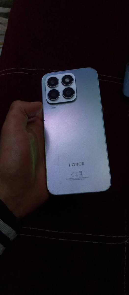 هونر x8b
ذاكرة 512
جهاز 
ما مفتوح لا مبدل بي شي 
ببجي 60فريم .
كامرة 108ميكا بكسل 
وكامرة اماميه 50ميكا بكسل 

مراوس بايفون حتلو انطي فرق .
او بيع بسعر 180


**إذا كنت صاحب هذا الإعلان وتريد حذفه لأي سبب، رجاءا أرسل رسالة إلى الدعم الفني**