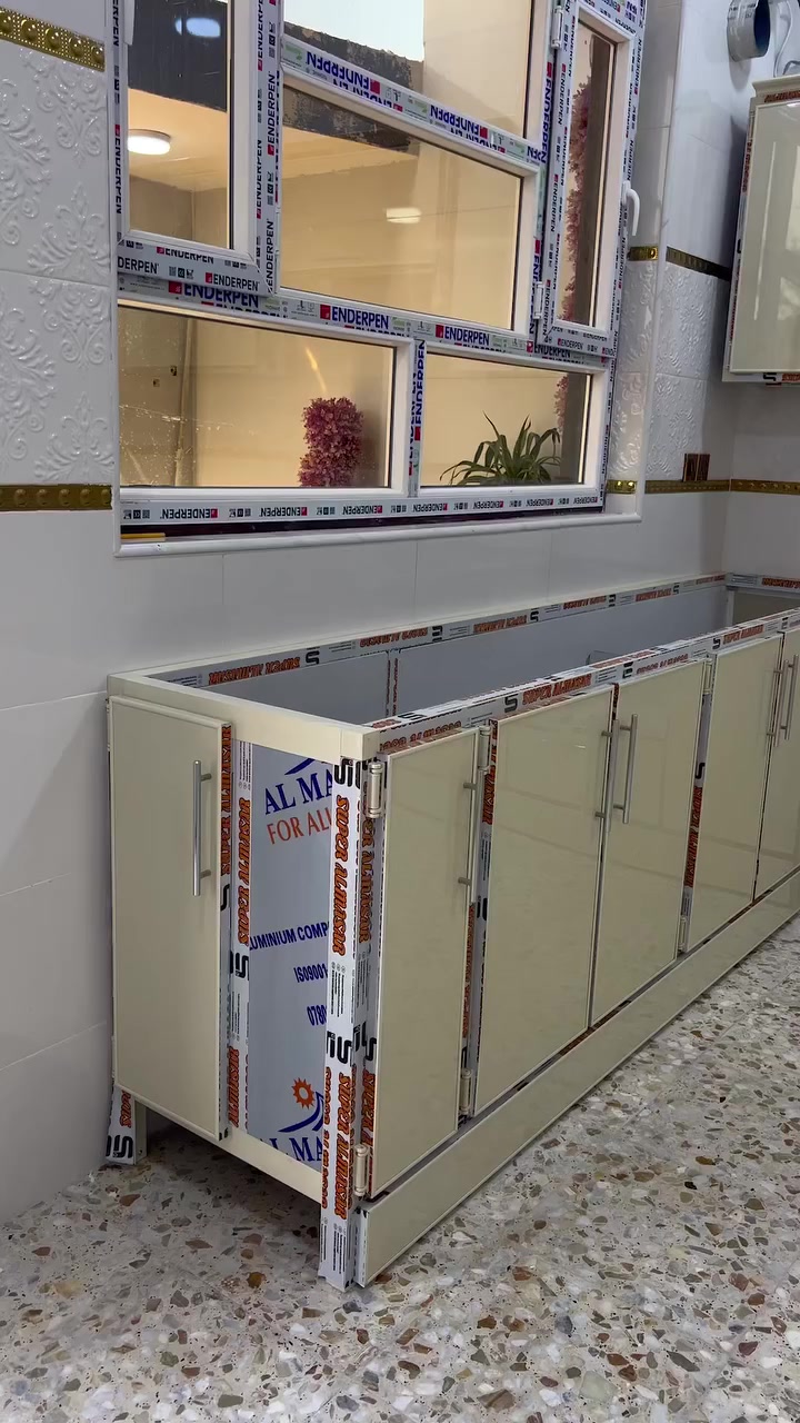 مستمرين في الأعمال اليومية 
عمل اليوم  كاونتر ألمنيوم ومحجر المنيوم في دار الاخ مؤيد الشمري  
 
        الحاج سيد ميثم للألمنيوم 
كاونترات محجرات بيبان شبابيك بكافه الأنواع 
بأدارة :الحاج سيد ميثم بهية   
للتواصل خاص او الاتصال على الارقام التالية
☎️(***********)
☎️(***********)
