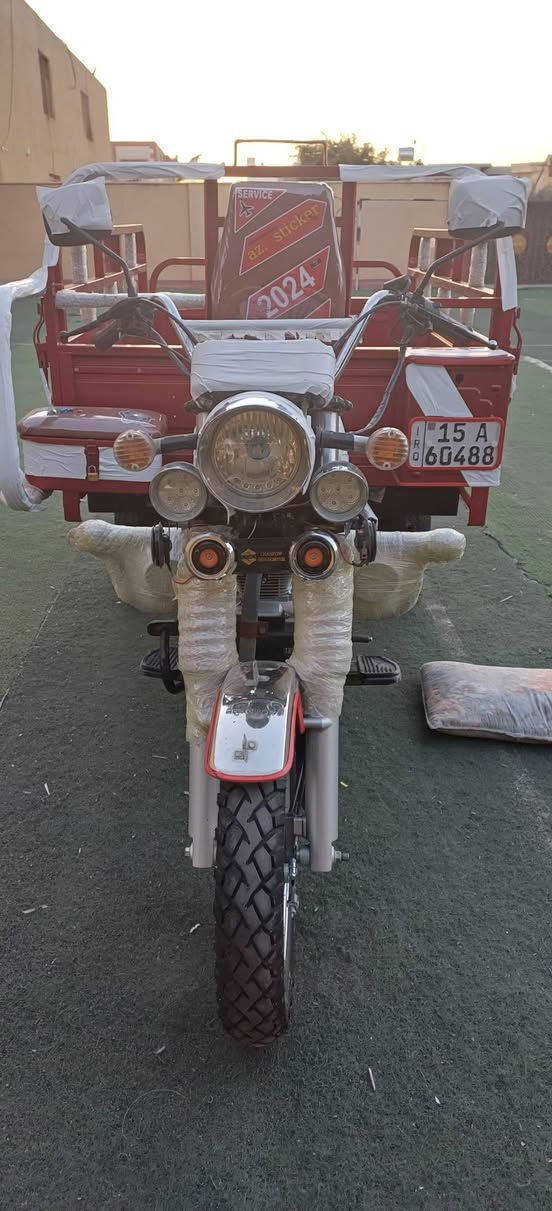 ستوته للبيع موديل 23مسجل رقم نكليزي السعر 3ملاين و300 بعدهه شركه رقم الهاتف ***********
