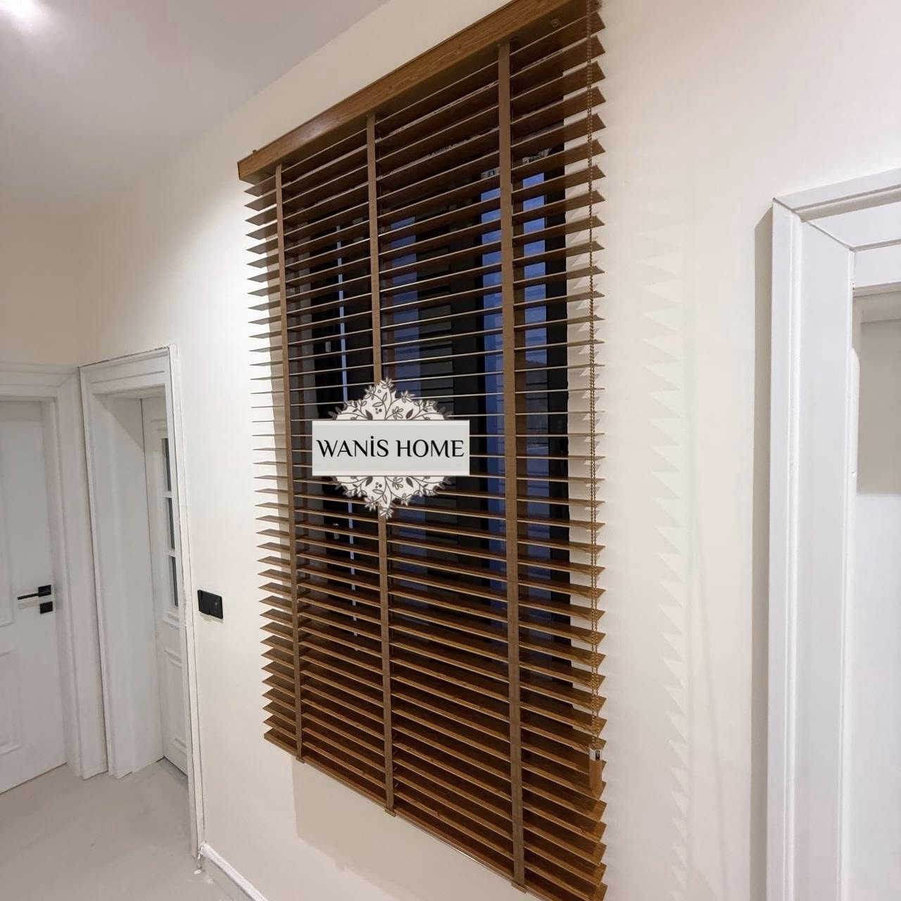 عندما تختلط الفخامة بالرقي،
تأتي ستائر الجالوزي الخشبية الطبيعية من ونيس هوم 

لتمنح المكان لمسة من الجمال والرقة والطاقة الإيجابية.
بخشبها الطبيعي وتصميمها الراقي، تضيف دفئًا وأناقة تدوم لكل زاوية في منزلك أو مكتبك

حيث اجتمعت دقة التفاصيل، وهدوء الحركة،
ونظام التحكم سلسله  او بالريموت كنترول،
ليكون الستار عنصرًا أساسيًا في هوية المكان، لا مجرد مكمل بصري.

إذا كنتم تبحثون عن جودة تدوم،
وتنفيذ يعكس الذوق الرفيع وقيمة المكان،
فإن ونيس هوم تقدم حلولًا مدروسة تعيش لسنوات طويلة.

📍 العنوان:
الأعظمية – سبع أبكار –  شارع عام- مقابل محطة الوقود

📞 الهاتف / ***********
      
📞 الهاتف / ‭0776 569 1076‬
  
📞 واتساب: wa.me/9647851000146

#ونيس_هوم #ستائر_خشبية #جالوزي_خشب #ديكور_فاخر #تصميم_داخلي #تشطيبات_راقية #ديكور_مكاتب #شركات_العراق #خشب_طبيعي #بغداد
