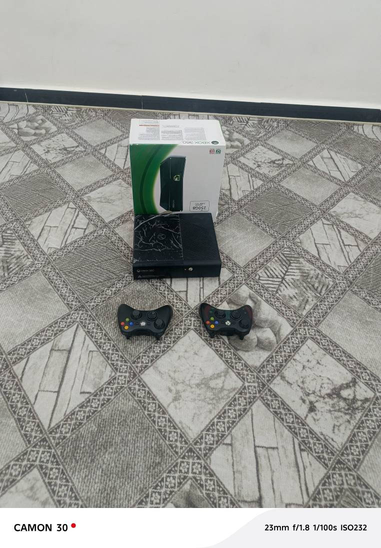 اكس بوكس بيع أو مراوس اخو جديد مع جوستكات اصليه والعاب مكاني بصره شط العرب *********** البصرة, العراق
