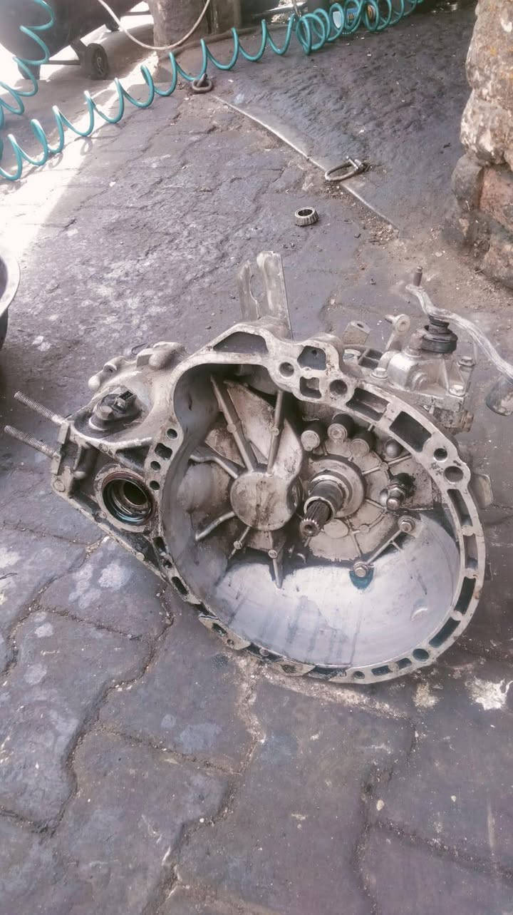 احبتي السلام عليكم ورحمة الله وبركاته
محرك كورلا ستاندرحجم1600للبيع بظمان 15يوم وگيرليفان 620 ايضا على ظمان الشد واغراض تابعة لليفان 620 للاستفسار الاتصال على رقم الوات ساب (***********)
