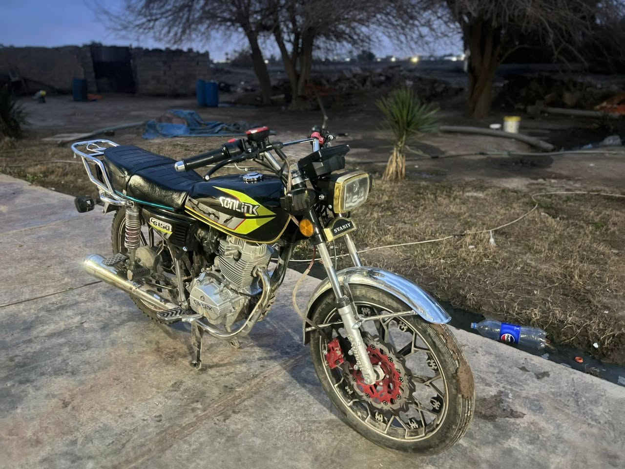 السلام عليكم للبيع سيفان 25 سونلك محرك 200cc شرط مامضروب سبانه شرط شلعه ومعدل السعر خاص او اتصل *********** واتساب
