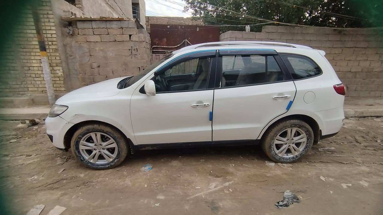 سنتافي موديل 11 سياره نضيفه مثل ماوضح بالسونار والصور 6سلندر 7راكب
***********
