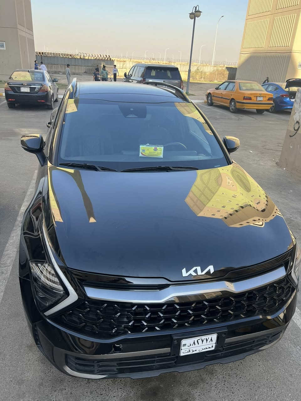 السلام عليكم 
للبيع او المراوس
كيا سبورت 2023 x-line
السيارة فول 
بانوراما
-بصمة وتشغيل عن بعد 
-ترحيب عند الاقتراب
-اوتو هولد 
-هند بريك بصمة
-صندوق كهرباء
-رادارات
-توقف ذاتي 
-نقاط عمياء
-وباقي المواصفات المعروفة
السيارة جديدة كلش ماشيه10000فقط
حادثهة جاملغ وبنيد فقط 
السيارة جديدة بمعنى الكلمة 
رقم بغداد تحويل ثاني يوم 
***********
