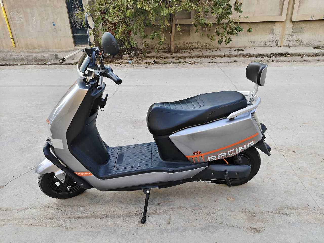 دراجة شحن رانج
ملف 1500
72V
ست بطاریات 
2025 مودیل نقص ربع دینار مابي
بحالة جدیدة ...
750 الف و مجال بسیط
مکاني کرکوك 
*********** whatsaap
