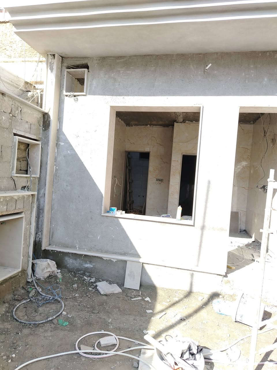 اسطه سيراميك و مرمر كوبنات متفرغ حاليا
***********
