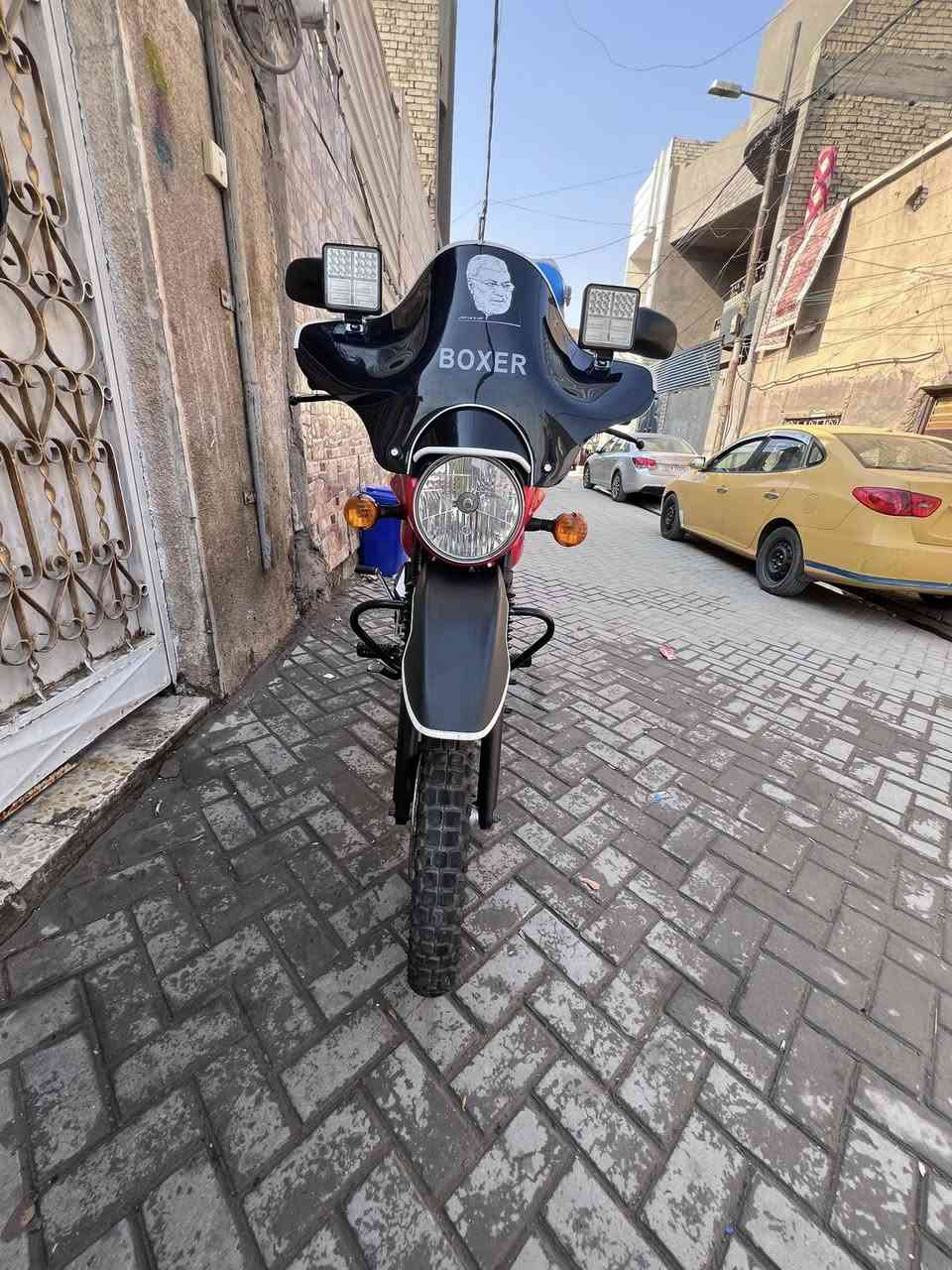 سلام عليكم بوكسر البيع مديل ٢٠٢٣نازله ٢٠٢٤
***********

شوفت عينك نضيفه و خير من الله مكفوله من مكينه و كلشي ما عده جوزه الايت واكفه و سعره ٢٥٠٠ و بيه مجال مرقم بغداد باقي عله لوحات و الدراجه بسم ولد مو بسمي
